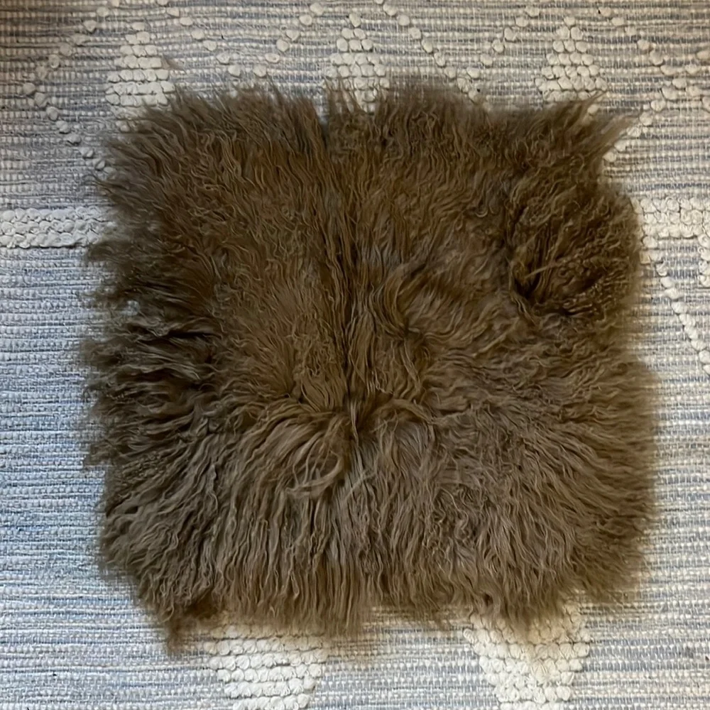 Brown Mongolian Fur Pillow Cover Size 20in X 20in - Picture 4 of 4